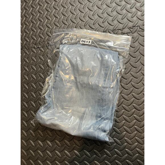 Madewell Light Blue Perfect Vintage Straight Leg Jeans - Picture 11 of 11